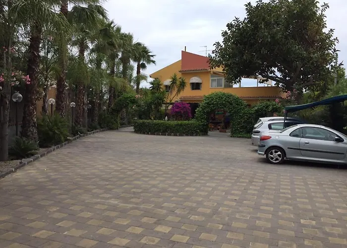 Villa Conti Giardini Naxos